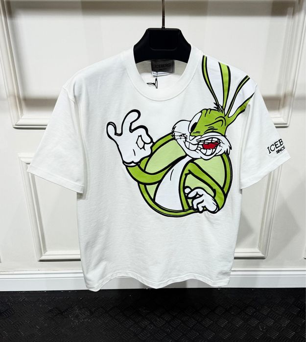 Продавам топ модели Тениски на Iceberg