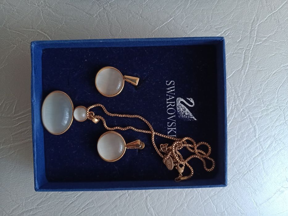 Продам набор Сваровский