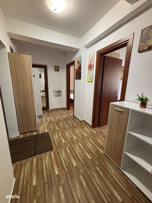 Proprietar vând apartament 2 camere cu curte proprie 113 mp