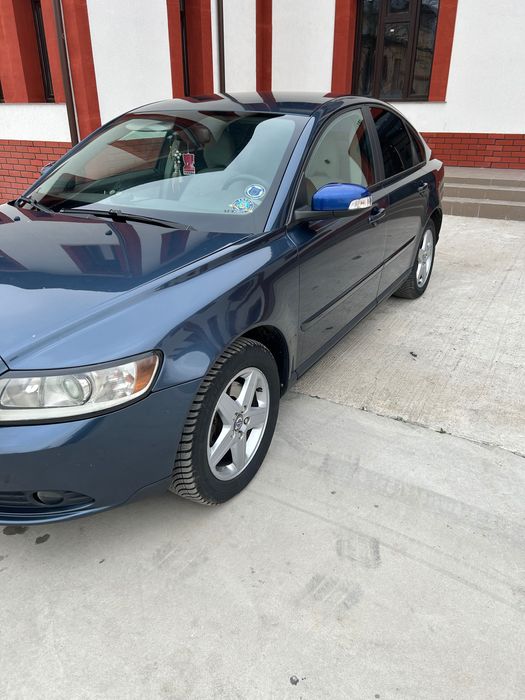 Vând Volvo s40 din 2010 2.0 diesel!