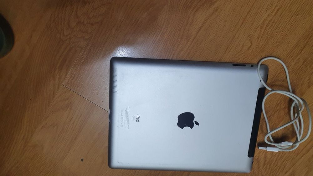 Apple ipad cu sim.