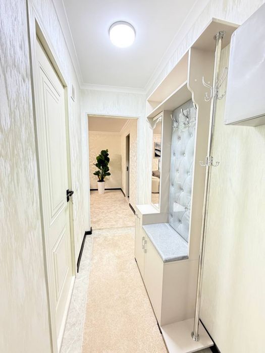 Квартира.Чиланзар 6 квартал 2в3/4/4 Ор-р Парус