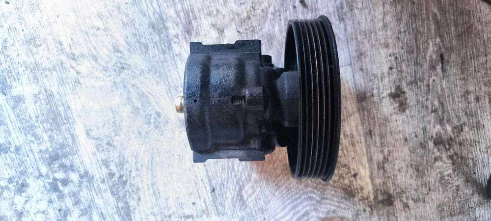 Насос гидроусилителя руля