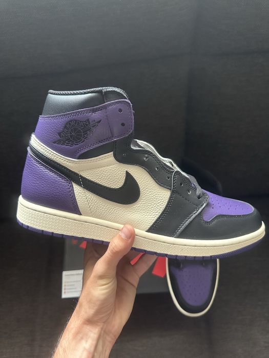Air Jordan 1 Retro High Court Purple