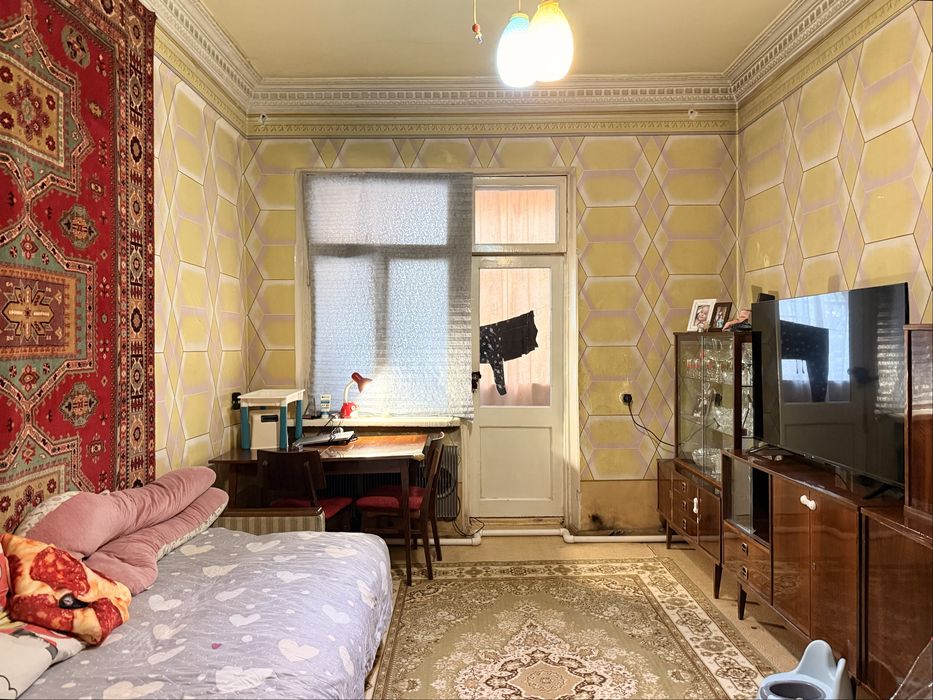 3 Комнаты, Сталинка 3/1/2 Дубовая, Кадышева, Дом Пионеров, Базарчик