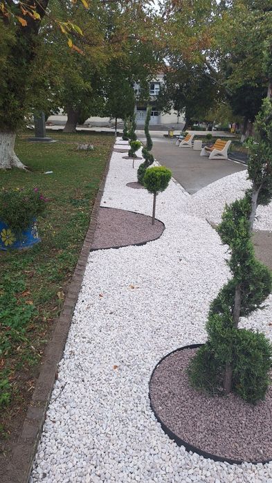 Доставка Бял чакъл от Бял камък за украси и декорации