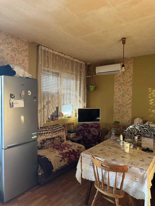 Продава се Тристаен апартамент в Пловдив, Каменица 2 - 94 кв.м за 1979 €/кв.м - Снимка #1