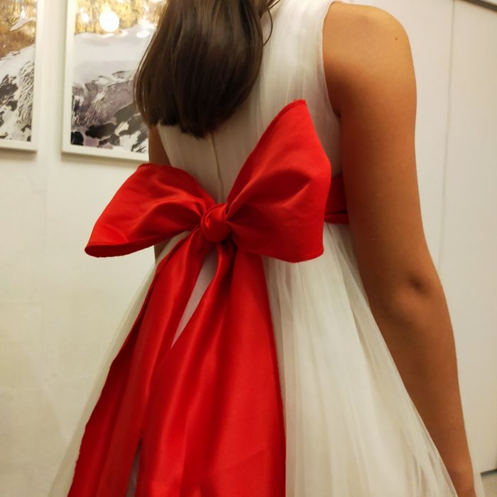 Платье пышное белое для девочки рост 122-132