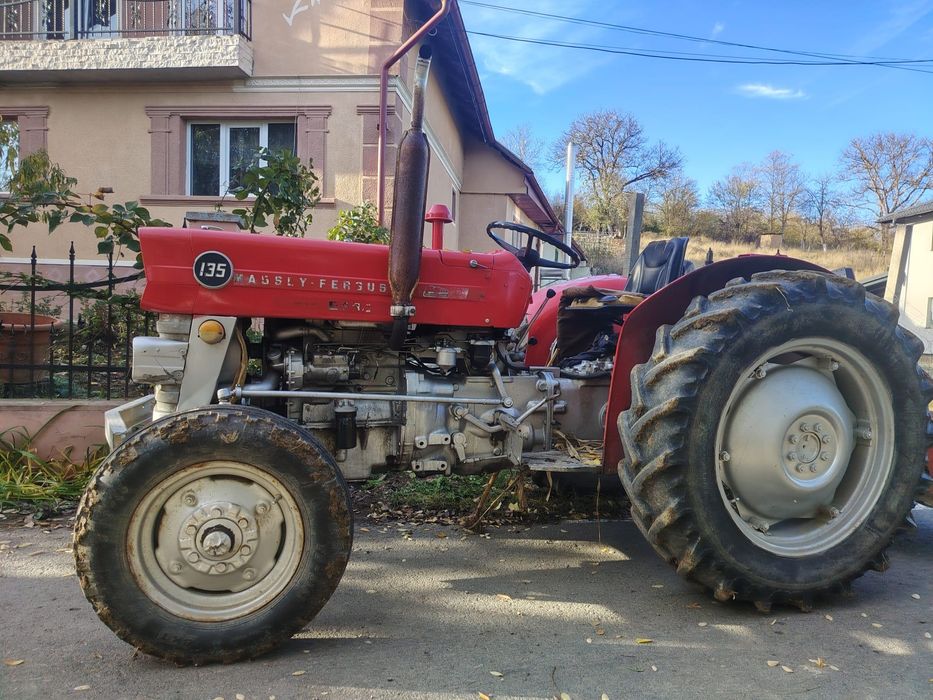 Massey  ferguson 135