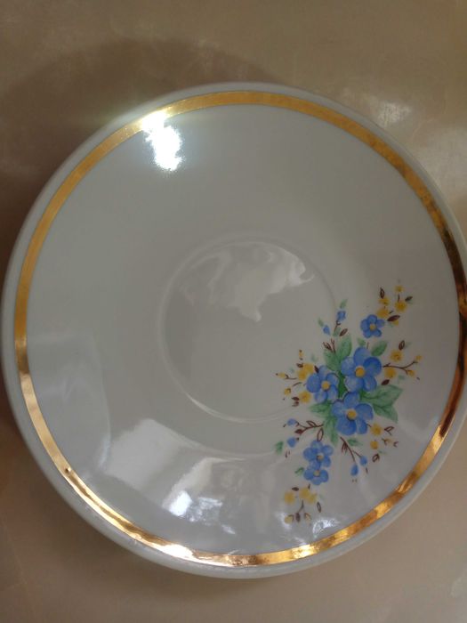 Маленькие тарелки блюдца  советские.Цена 15 тыс 1шт