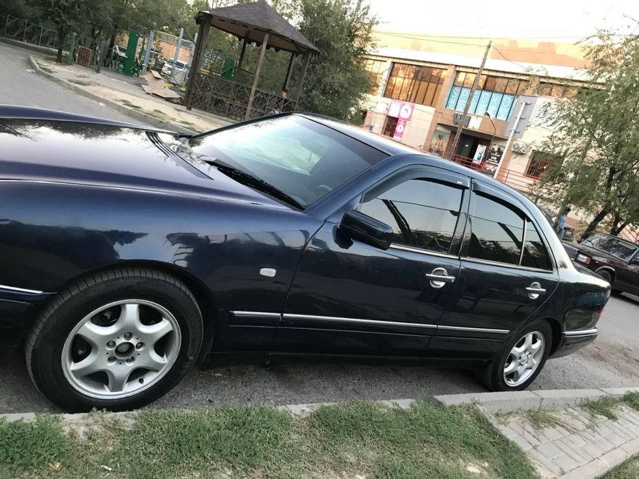 Mersedes E280 Мерседес Е280