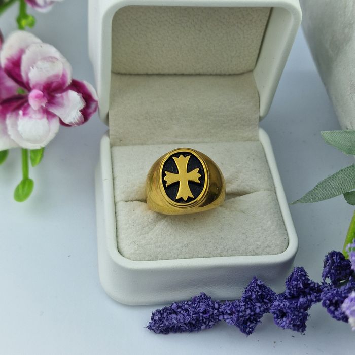 Мъжки пръстен златисти и сребристи