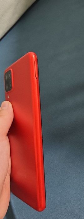 Samsung galaxy a12 ideal