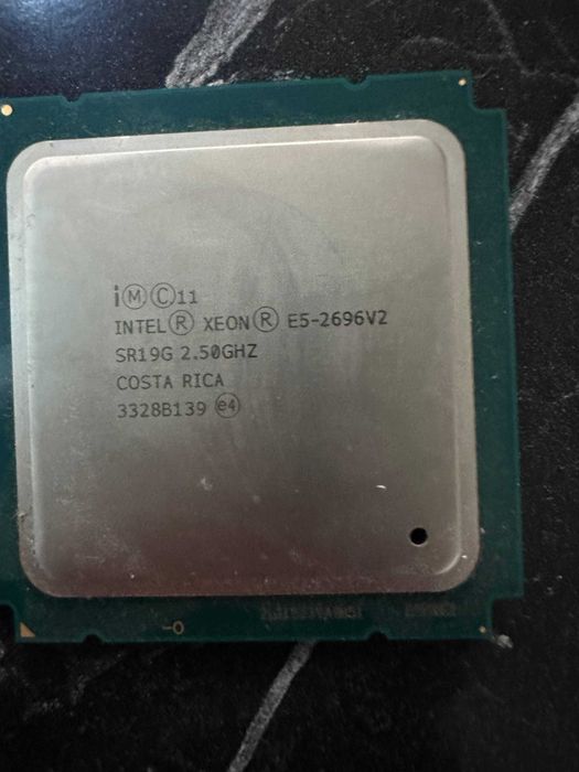 Huananzhi X79 + 2696v2  с 128 гб озу
