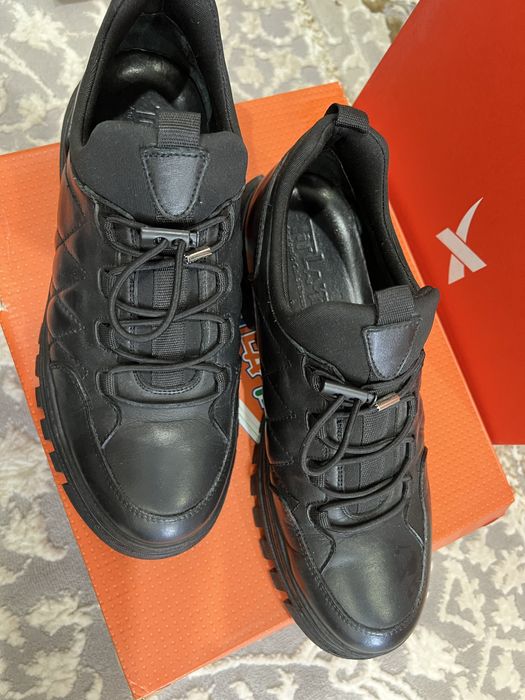 Продам подростковые  макисины