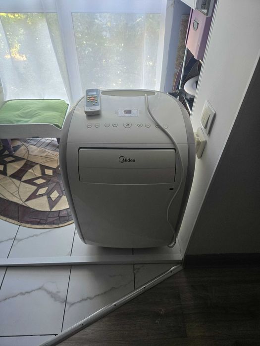 Кондиционер Midea
