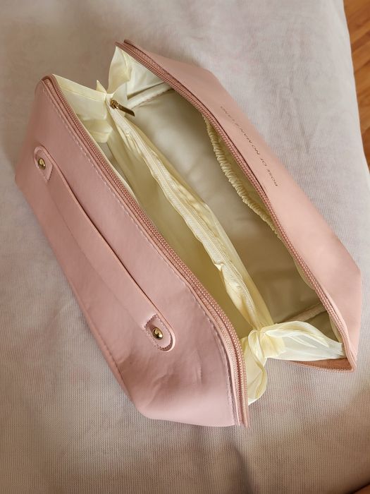 Косметичка женская