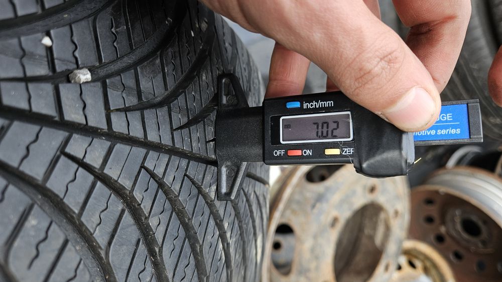 2бр гуми 195 55 16 гуд йър