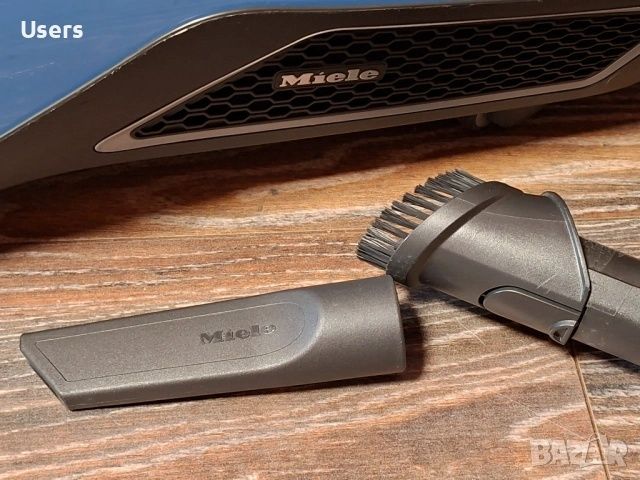 Прахосмукачка Miele Blizzard CX1 Parquet PowerLine - SKCF3