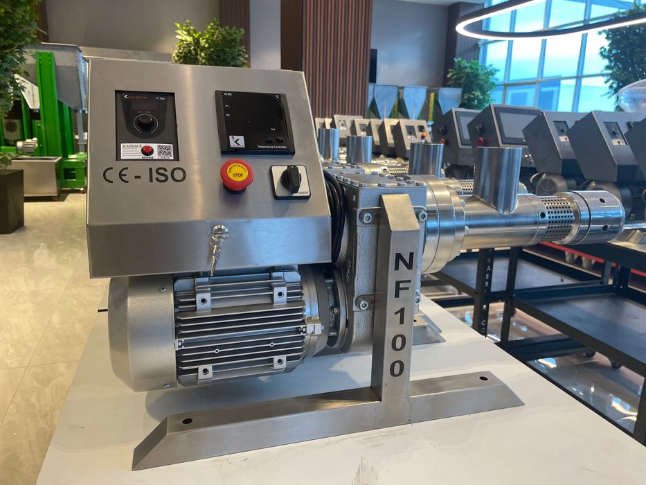 Маслопресс NF 100 холодного отжима семян масличных культур