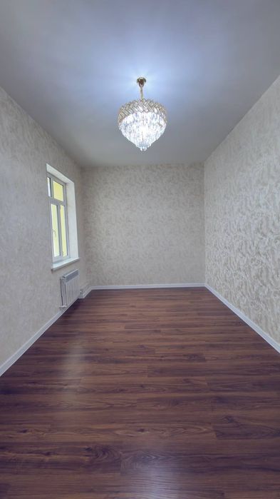 Продаётся участок Яшнабод олмос 1.5 сотик 3 хона 110 квадрат евро ремо