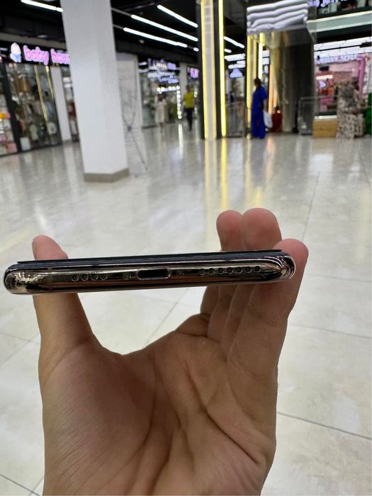 Iphone xs max sotiladi