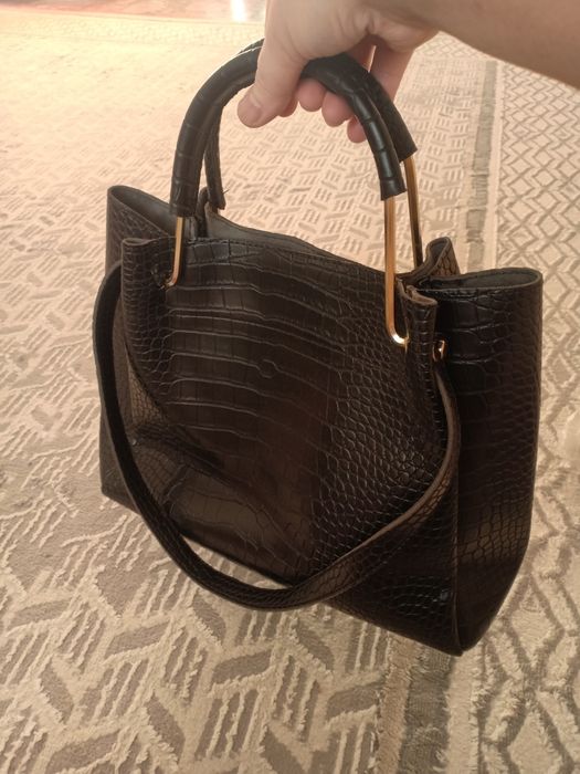 Продам сумку вместительную