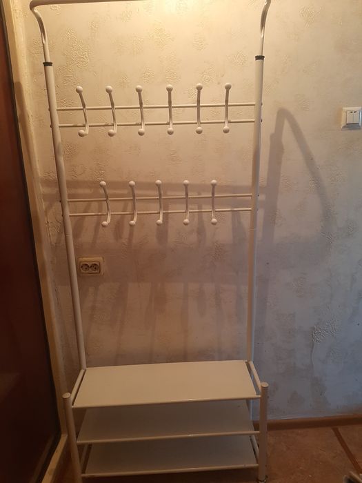 Вешалка для прихожей