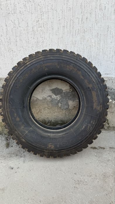 Резина 10.00 R20