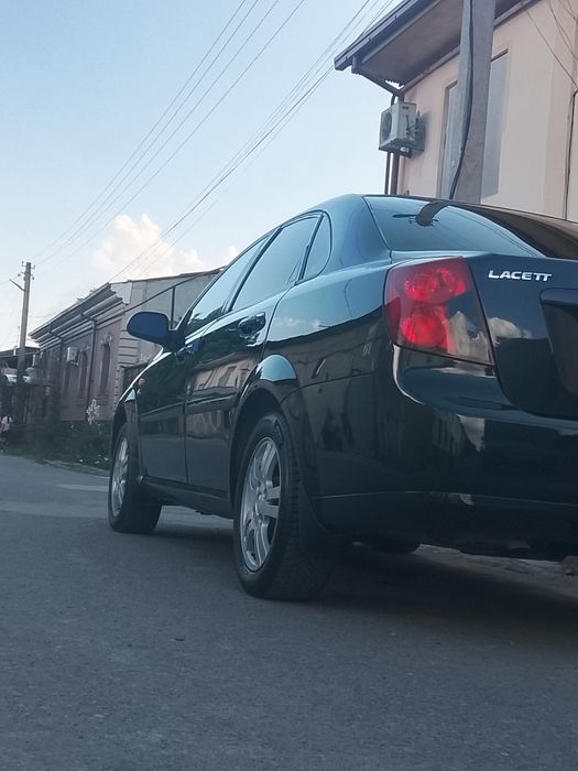 Lasetti ozimi moshinam