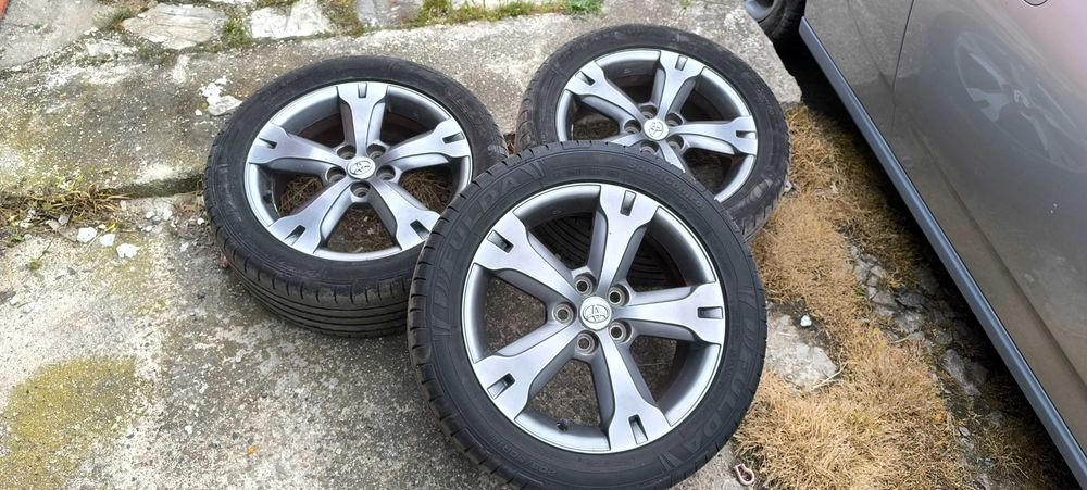 Оригинални джанти Toyota 16" 5x100 ET39 с гуми Fulda SportControl 205/50 R16