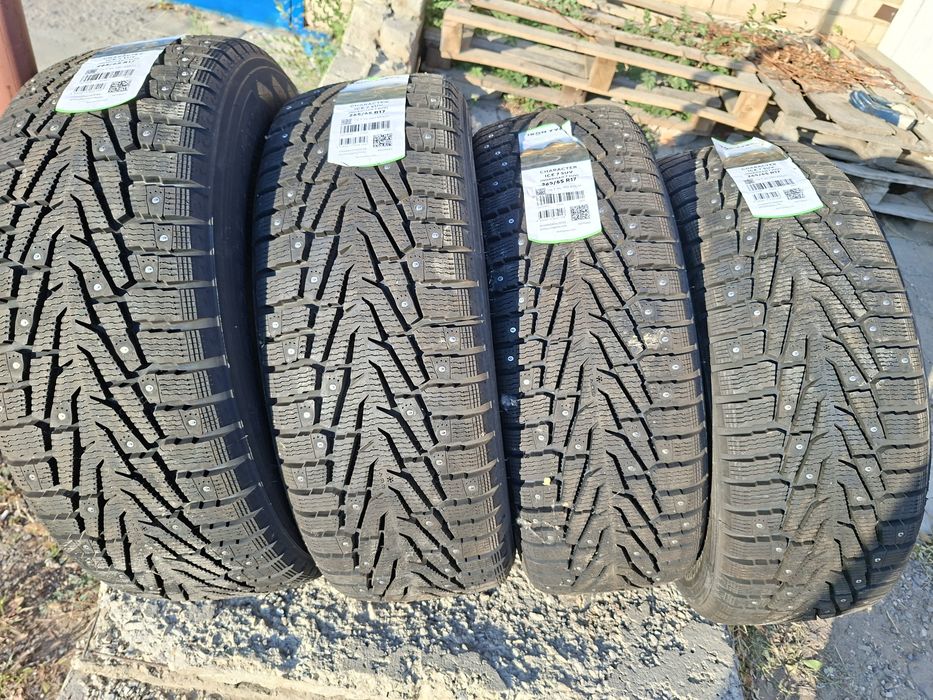 Продам шины 265/65/17 нокиа