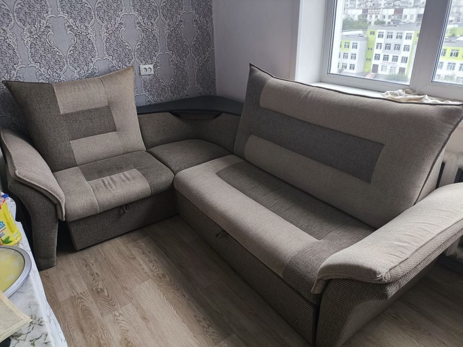 Угловой диван с креслом