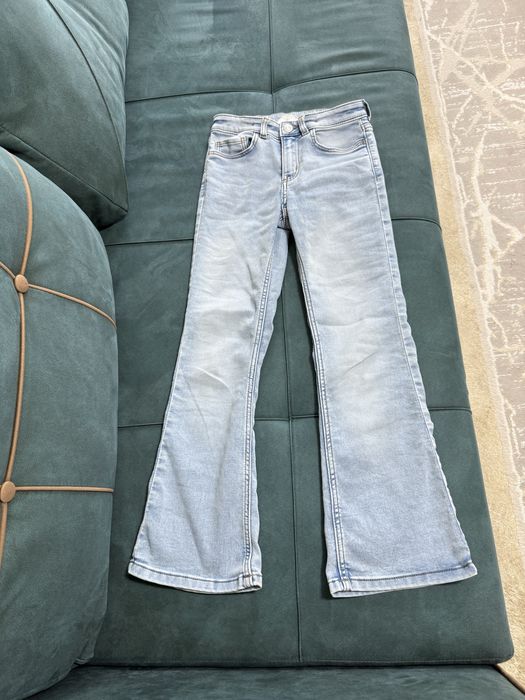 Продам детские одежды на 8 лет