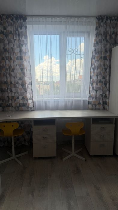 Продам ковер 2 на 4 и шторы