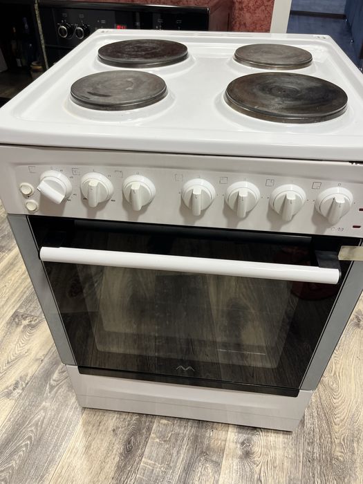 Продам электроплиту