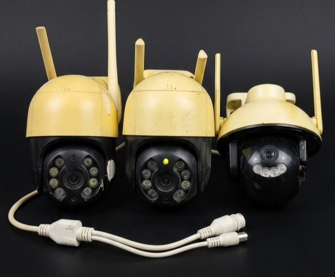 Поворотная Wi-Fi камера ICSee (IP, 360°, звук, ночное видение)