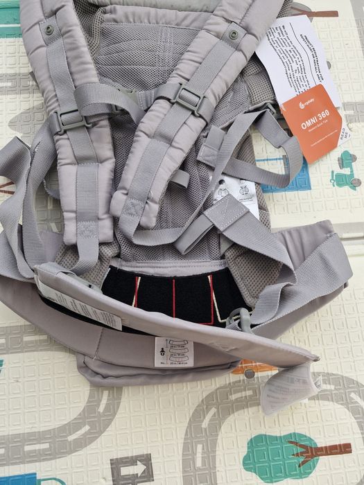 Нова раница Ergobaby Omni 360  breeze
