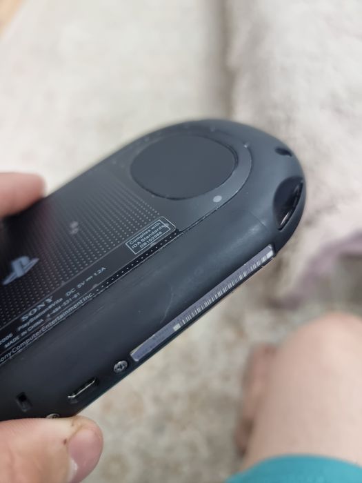 PS Vita Slim прошитая