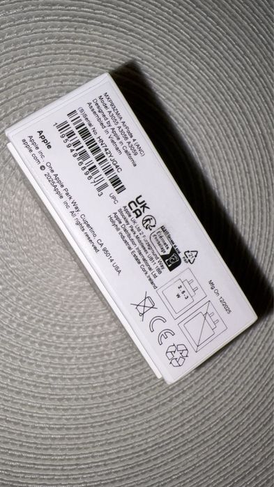 Airpods 4 foarte bune