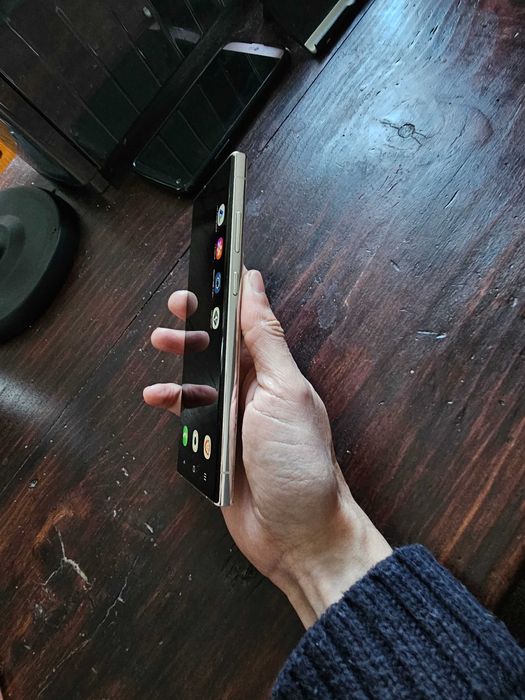 Samsung Galaxy S23 Ultra 256GB+8GB RAM+нов калъф 363.9€ Варна