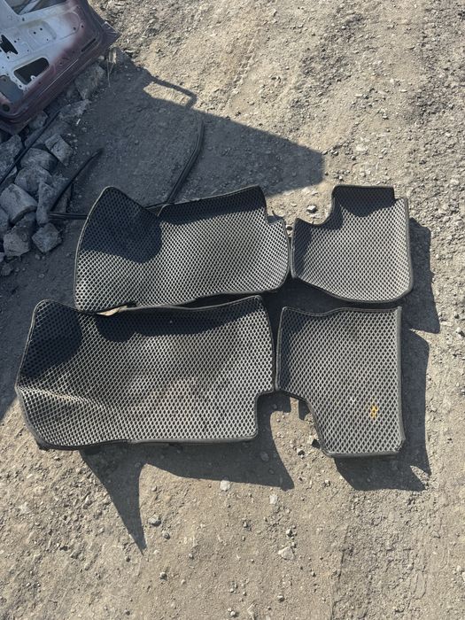 Продам запчасти на ваз 2114