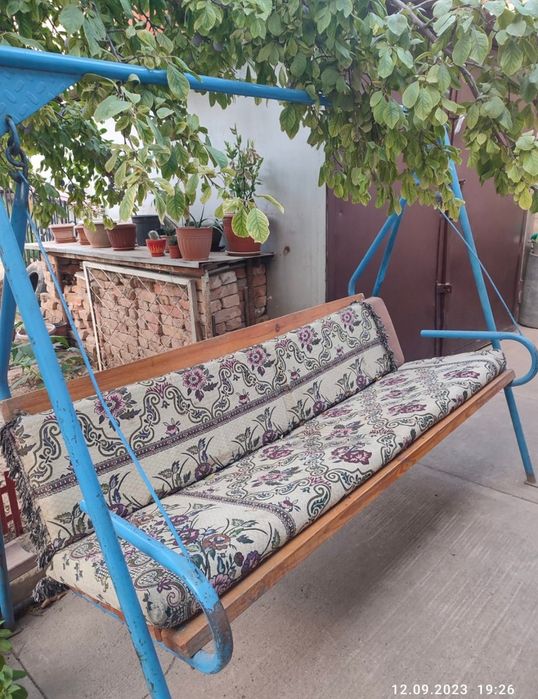 Продам качели  для дачи, дома