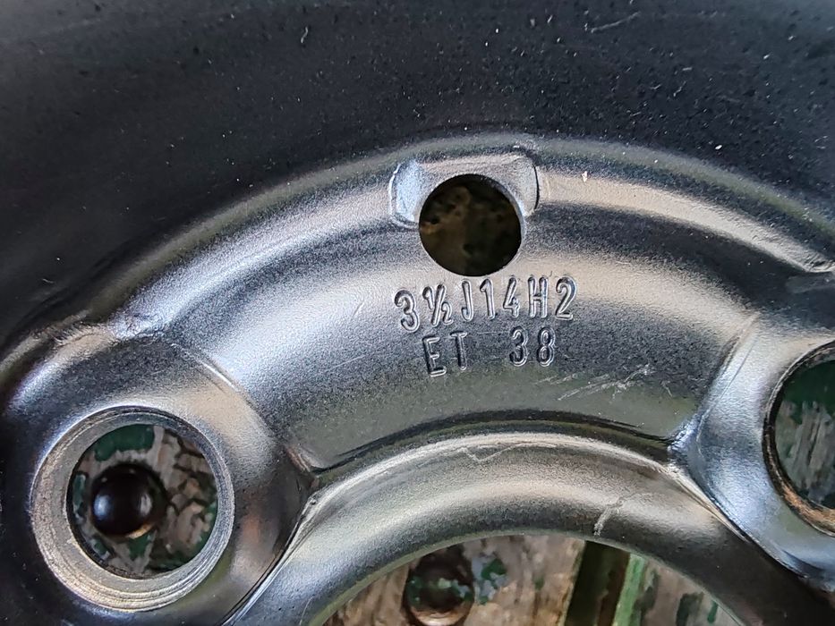 Резервна гума Патерица  VW 105/70/14 michelin
