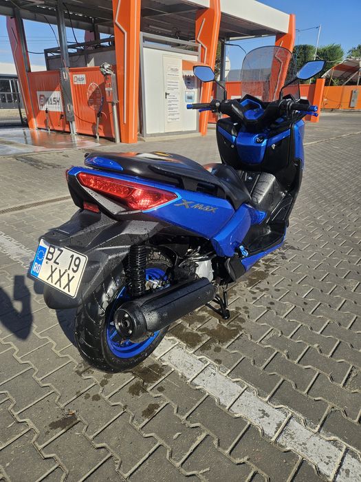 Yamaha X-max 125 cc