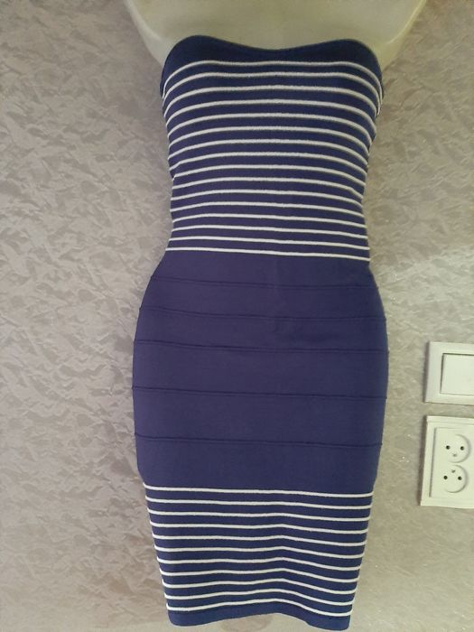 Бандажное платье в отличном состоянии