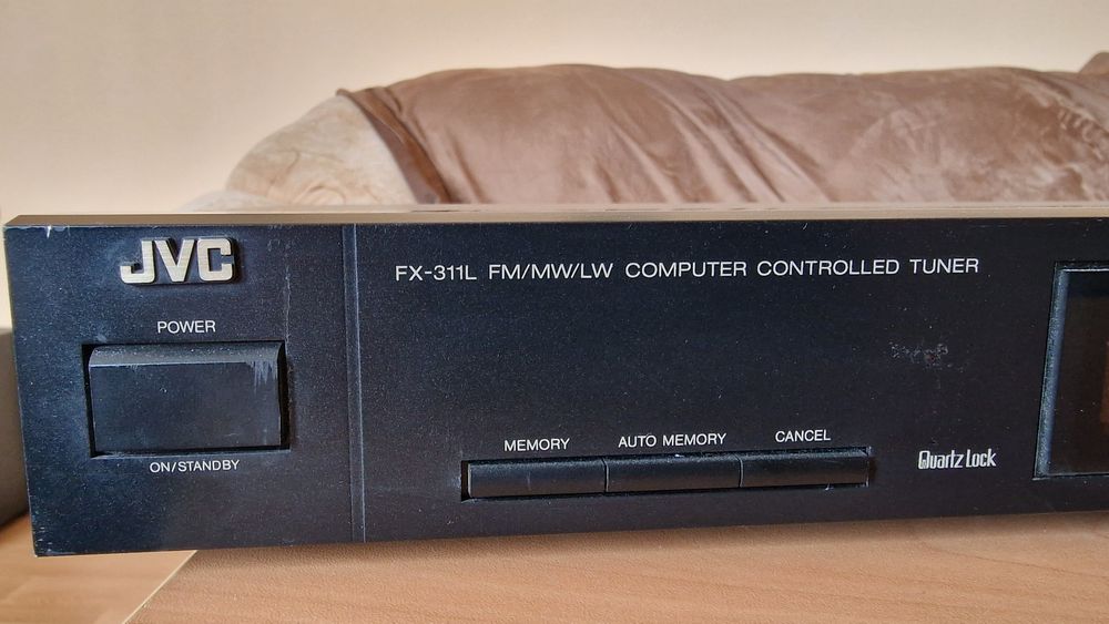 Радио тунер  JVC