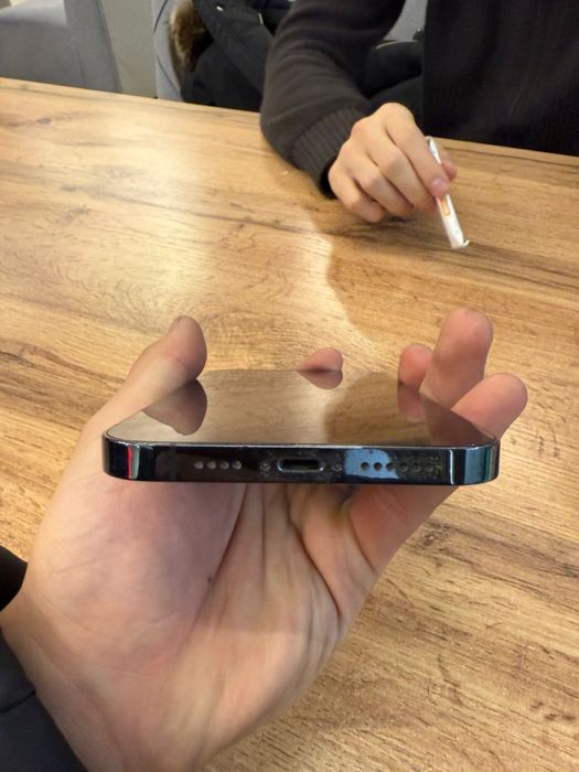 12 про макс айфон срочно