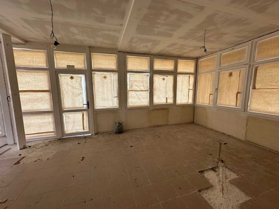 Продава се Заведение в Пловдив, Център - 61 кв.м за 689 €/кв.м - Снимка #2