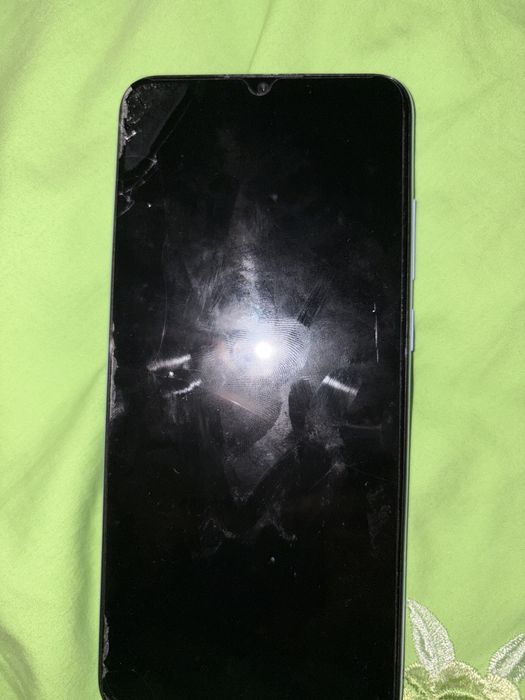 Продам Samsung A04e